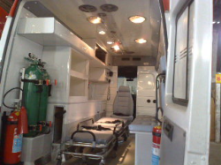 Transformação e adaptação de veículos para ambulância